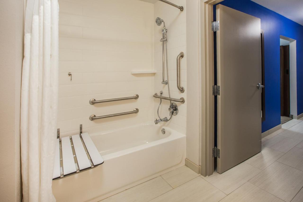 Holiday Inn Express - Oak Grove By Ihg Dış mekan fotoğraf